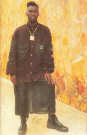 Felix Owusu Vol2 04.jpg
